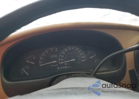 1996 Ford Explorer from USA, damaged, VIN 1FMDU34X6TUB75067